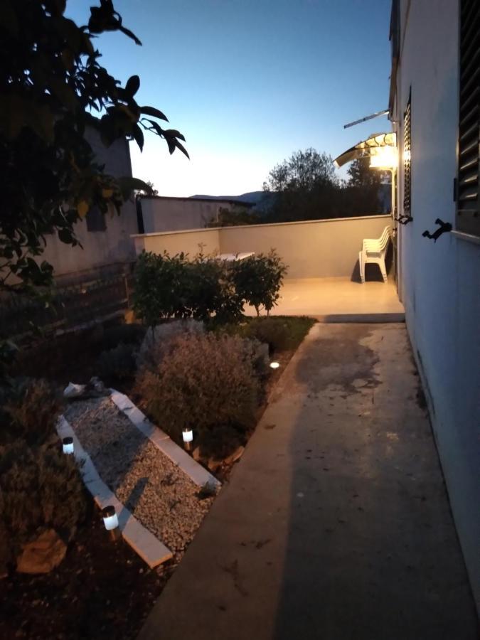 Vila Rosanda Slatine Exterior foto